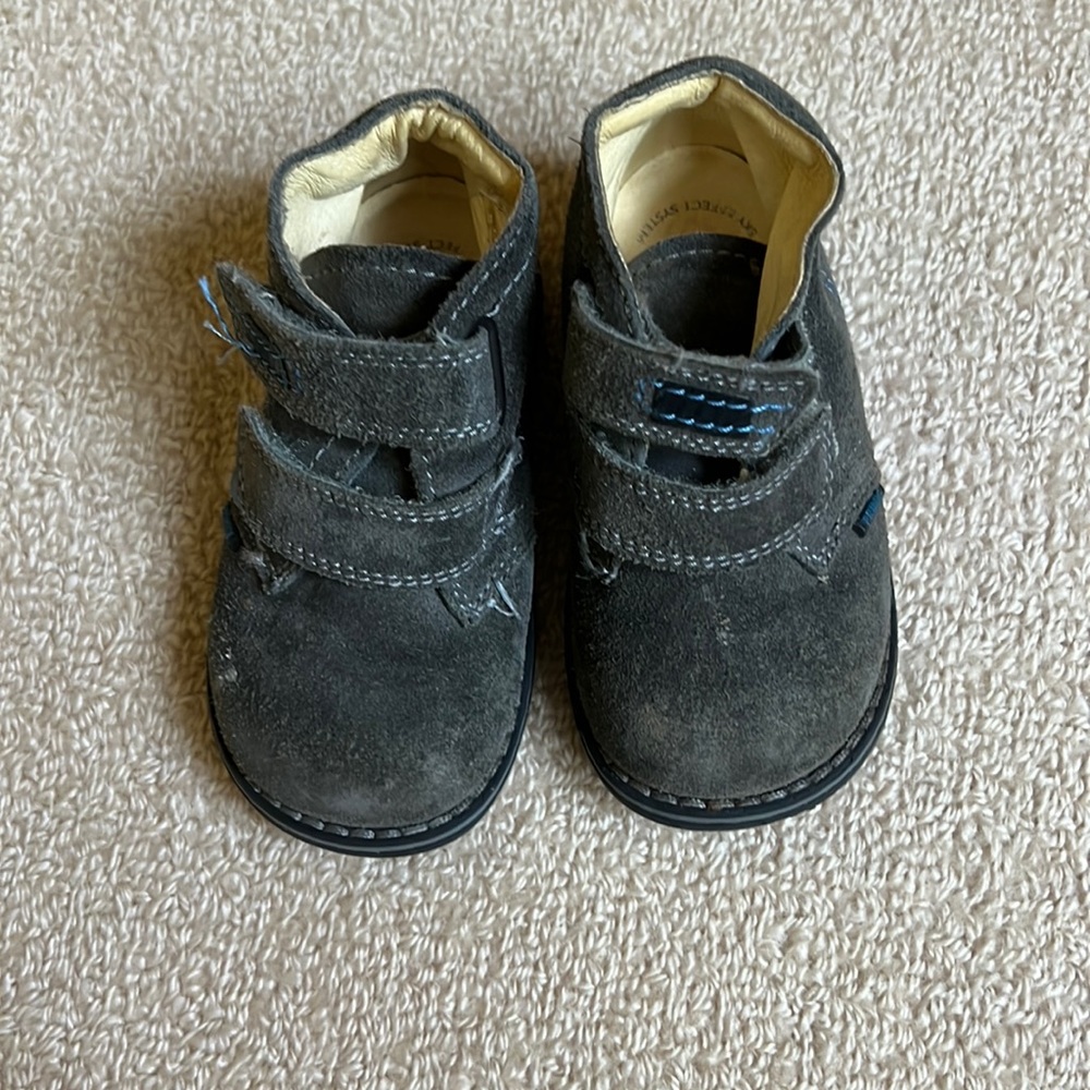 Primigi grey suede boots